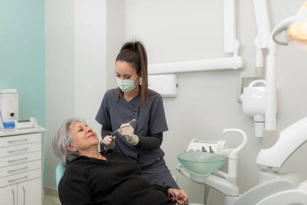 Best Emergency Tooth Extraction in Wedgefield, SC